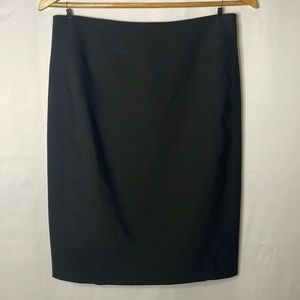 Loft Womens size 8 Curvy black pencil skirt with back slit